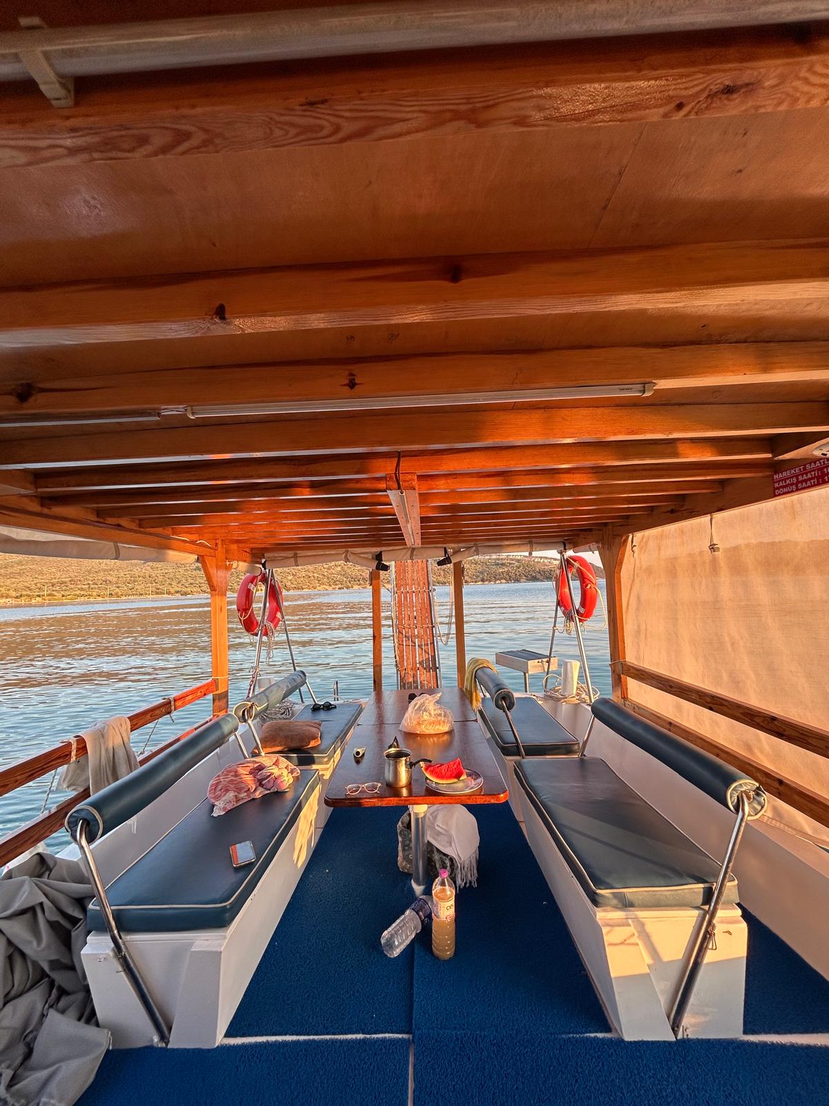 Hızırok — Arka güverte