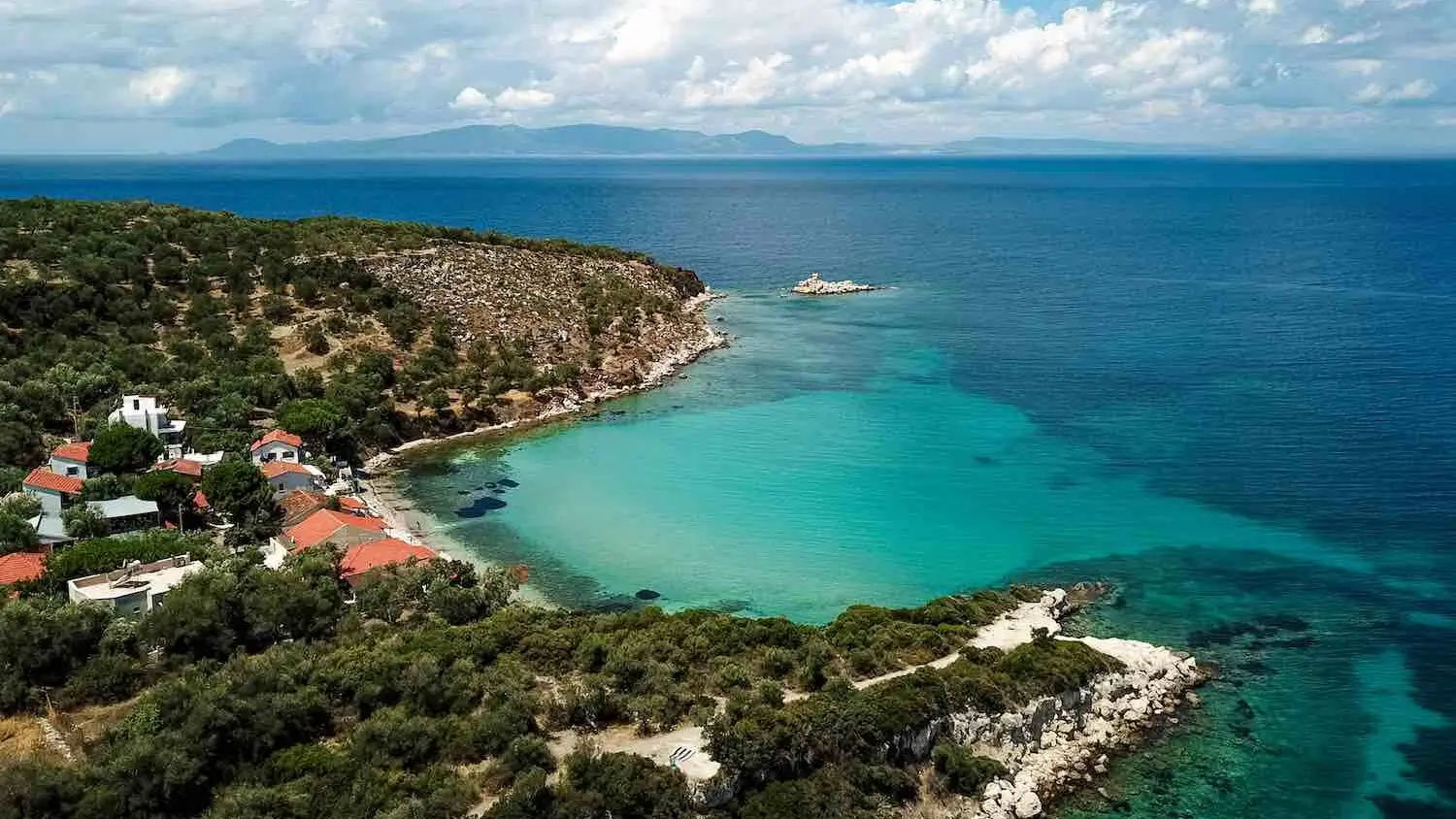 Küçük Zindancık Koyu